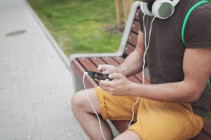 Go mobile and make smartphone users spend couple of minutes on your mobile application