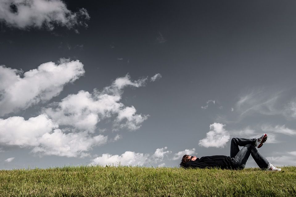 All healthy tips for movers begin and end with you taking the time to relax.