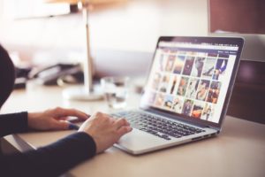 Traditional marketing for movers is being supressed by the expanse of the Internet, but not all the way.