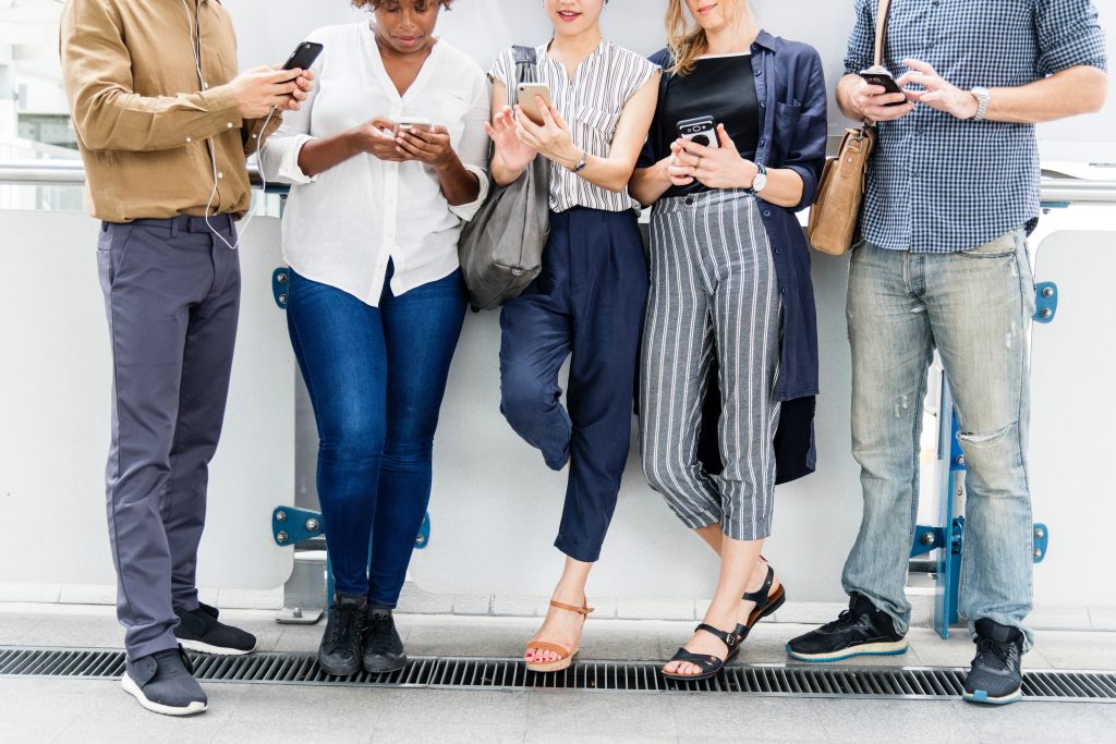 people trust online reviews