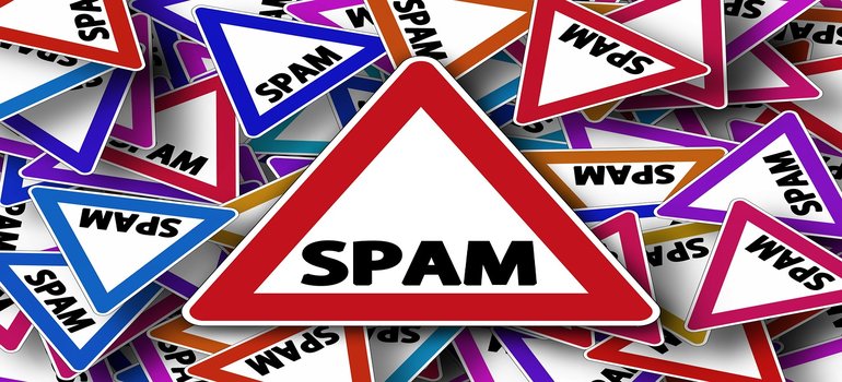 A sign of SMS message spam.