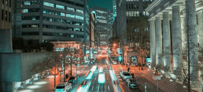 A busy city street, symbolizing how what people in major cities want from movers is convenience.
